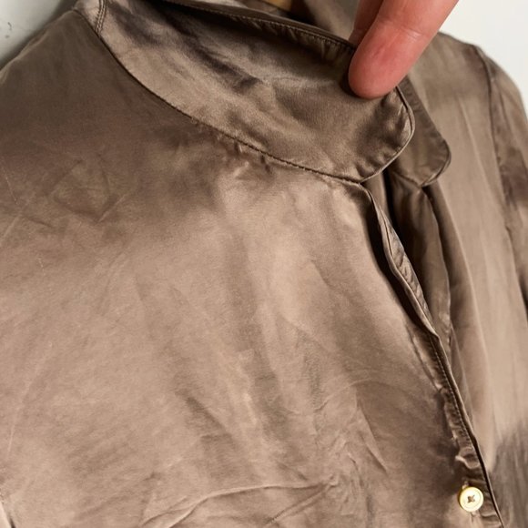 Wilfred Aritzia Gold Shimmer Tan Button Up Top Blouse Tie Cognac 2XS Cupro - Picture 16 of 16